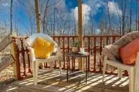 Remodeled Cabin w/fireplace, 2 miles from Lakewood - 3-Star