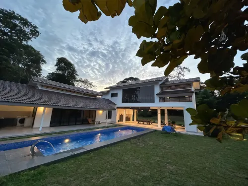 Stevlynn Villa - Villas