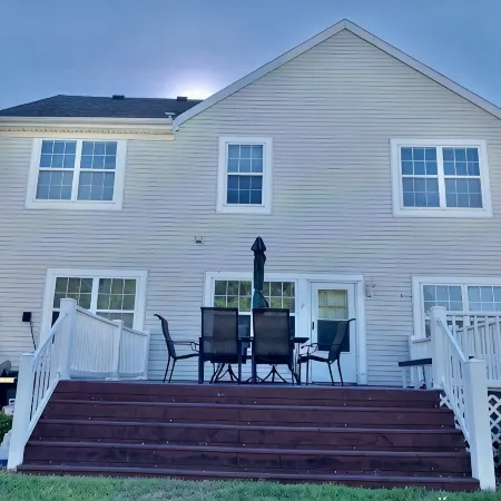 Convenient Beach Home, Beach Access Across Street