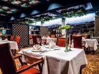 Park, Hotel & Entertainment - Frühstück
