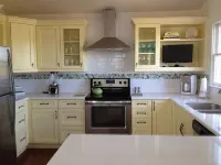 Charming cottage 2 blocks from the beach - プール