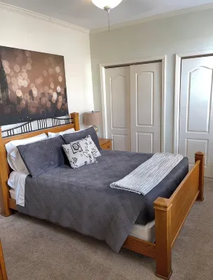 Downtown Memphis Private Garage & Roof Top Patio Walk 2 blocks to Beale Street - Parvekkeita