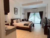 Serene Resort Pattaya - 2-Star