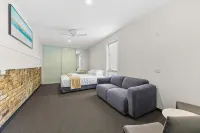 London Gate Backpackers Hostel - 2-Star
