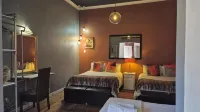 44 on Ennis Guest Lodge and Restaurant - - Haustierfreundliche
