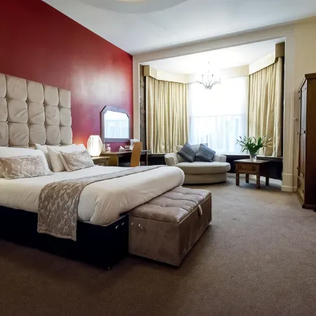 The Pearl Hotel