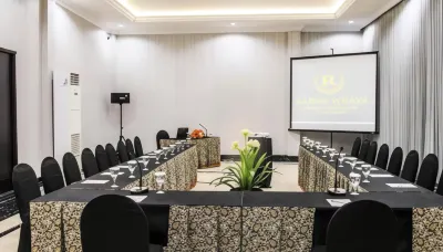 Raden Wijaya Hotel & Convention Hotel a Peterongan