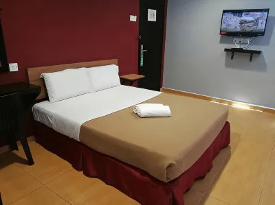 Grandpa Hotel Hotels near Kota Lukut
