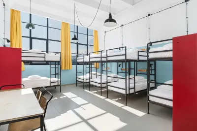 Fabrika Hostel & Suites