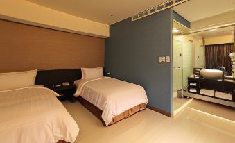 Nest Hotel