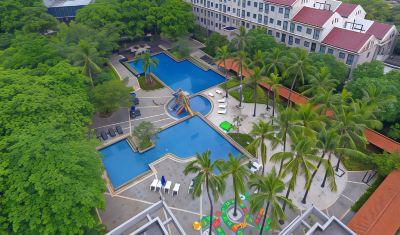 Outdoor Swimming Pool