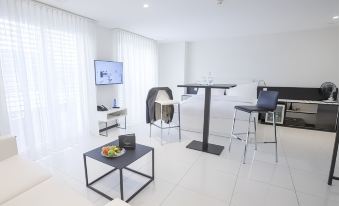 Longstay Residence Thessoni Home - Self Check in Serviced Apartments & Hotel