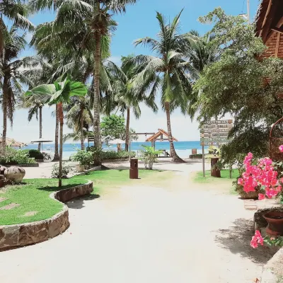 Panglao Grande Resort Hotels near Dumaluan Beach
