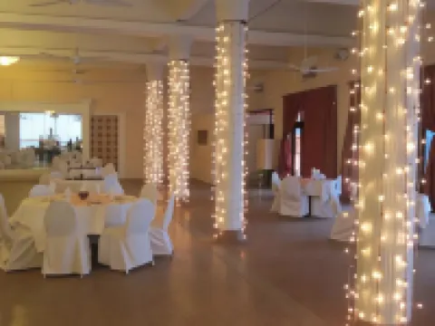 ビーチ ラグジュアリー ホテル カラチのホテル