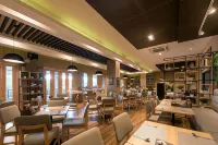 Nadee 10 Resort & Hotel - breakfast