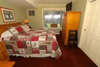 Seven Springs 1 Bedroom Premium Condo, Walking Distance to Slopes -  Privatzimmer
