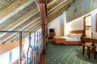 Lux Garden Hotel Hotels in Буштень