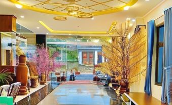 Anh Tuan Hotel & Coffee - Pleiku, Gia Lai