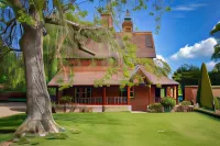 The Five Arrows Hotel فنادق في Waddesdon