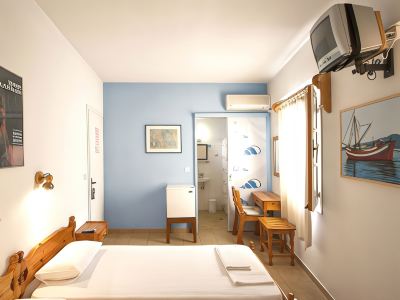 Twin Room, 2 Twin Beds, City View