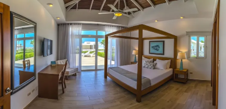 Ocean Village Deluxe Отели рядом с достопримечательностью «Плайя Алисия»