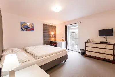 Alt Pension Hotels near Safari Club Odolena Voda