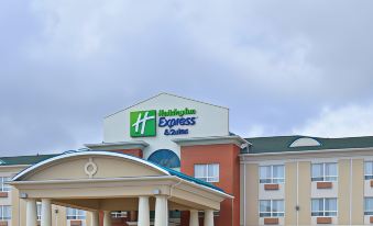 Holiday Inn Express & Suites Edson