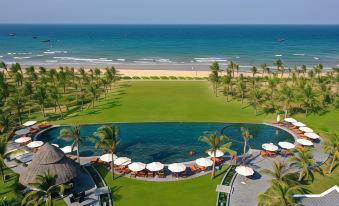 Bliss Hoi An Beach Resort & Wellness