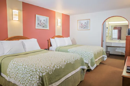 Days Inn by Wyndham Bastrop