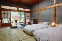 Takamiya Ryokan Sagiya Sansorai Hotels in Kaminoyama