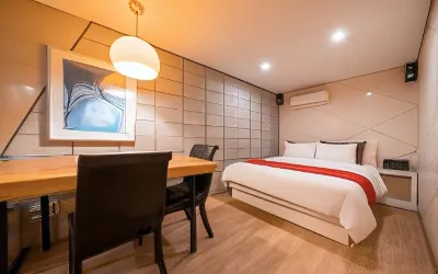 Bucheon R Hotel Hotel berhampiran Bucheon Jayu Market