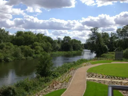 River/Meadow View Apartment -27 Skipper Way