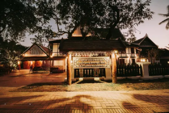 Luang Prabang Royal Palace Museum Hotel