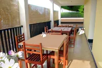 Hotel Pearl Gate Hotels in Chilaw