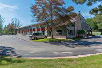 Ramada by Wyndham Kingston Hotel di Kingston