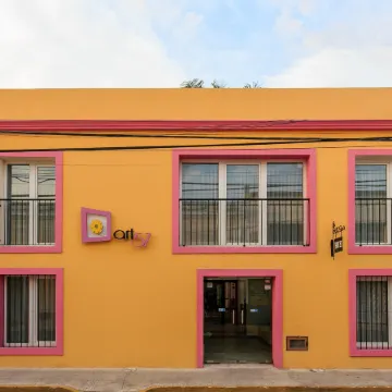 Art 57 Hotel - Adults Only