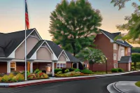 Residence Inn Atlanta Norcross/Peachtree Corners Ξενοδοχεία στην πόλη Peachtree Corners