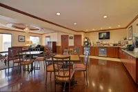 Super 8 by Wyndham Corpus Christi Northwest Hotel a Robstown