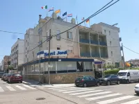 聖約蒂酒店 鄰近庫尼特海灘（Cunit Beach）的酒店