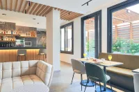 Hostal Sol y Miel