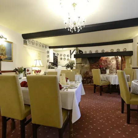 Meryan House Hotel