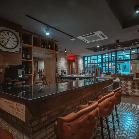 Grand Opera Hotel Отели рядом с достопримечательностью «Колхидский Фонтан»