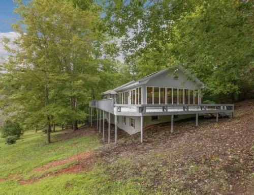 ★Views★Golf Cart Included★Behind Resort Gate★Member Areas Included Hotels in Lake Lure