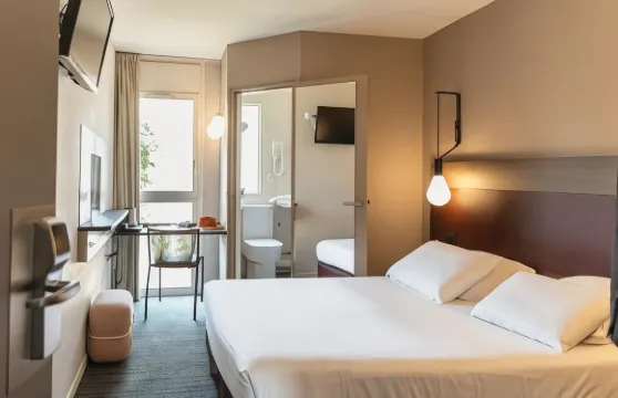 梅斯中心基里亞德酒店