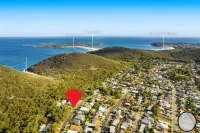 By The Bay  | 5 min Walk to The Beach | 3 Bedroom