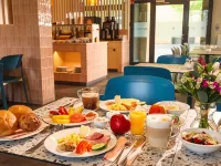 H+ Hotel 4Youth Các khách sạn gần Công viên Mauerpark