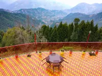 Hotel Himdhara, Near Mall Road Dalhousie - Mountain view
