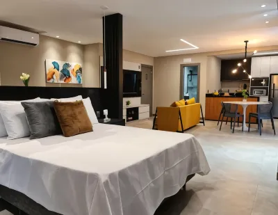 Seasons BC Praia das Conchas 주변 호텔