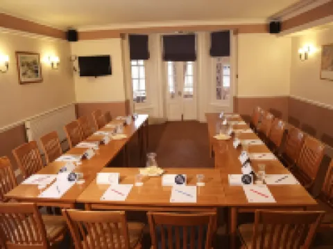 特丹庫爾特酒店 特倫託河上的紐瓦克酒店