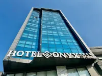 ONYX by luna Hotels in 